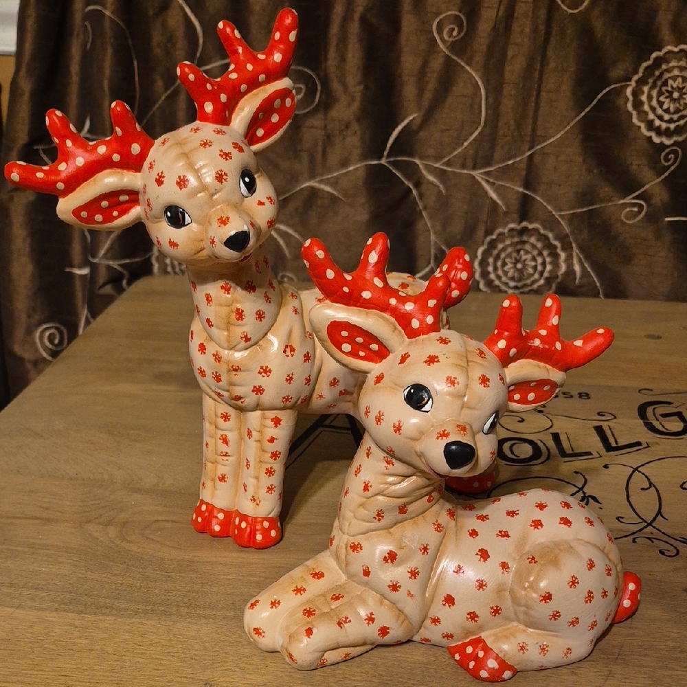 Vintage Kimple Style Festive Reindeer Figurine Set Red and Cream 1986 Christmas
